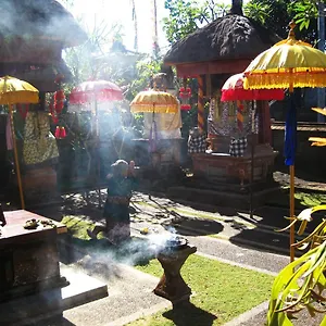 Nyoman Murjana Séjour chez l'habitant